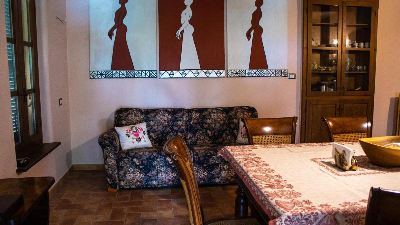 Le Case Gialle Gualdo Cattaneo Exteriér fotografie